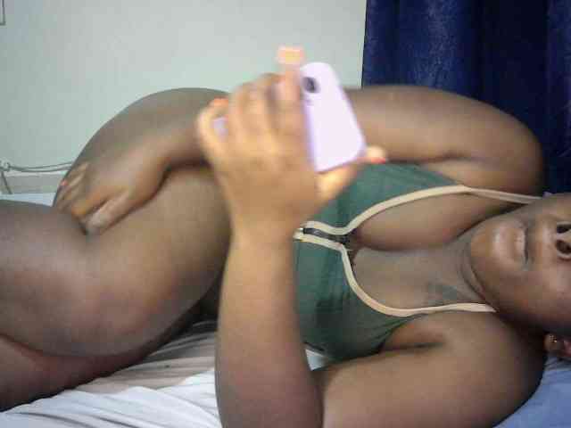 Queen-venny Live Webcam on BongaCams