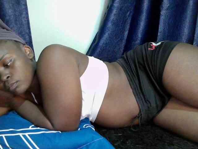 Queen-venny webcam
