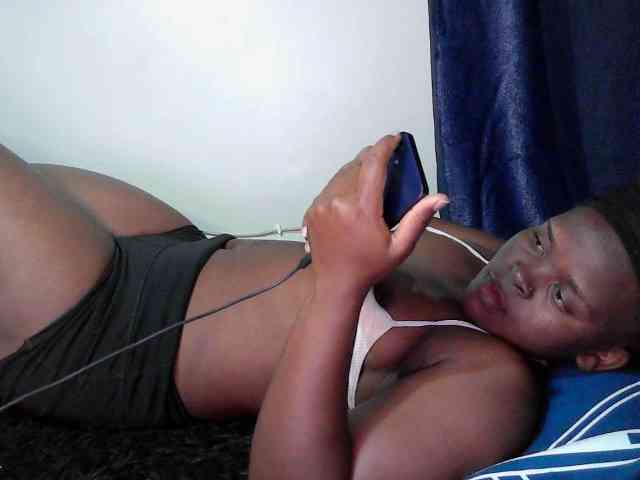 Queen-venny webcam