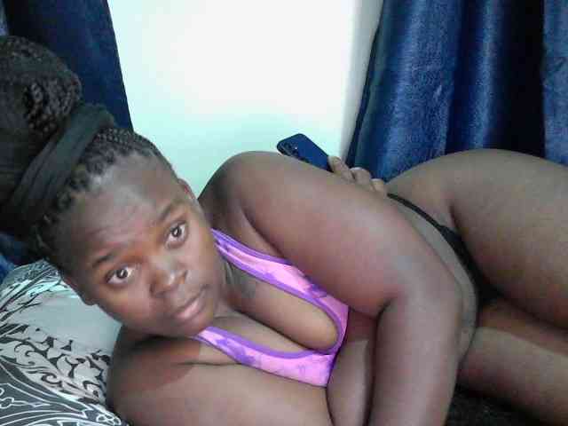 Queen-venny webcam