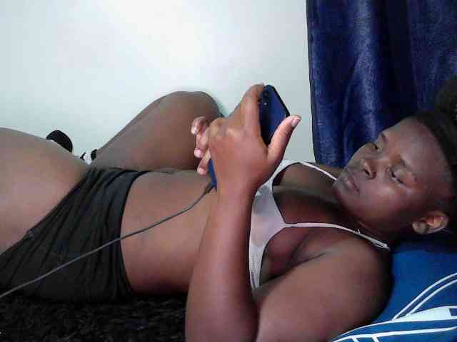 Queen-venny webcam