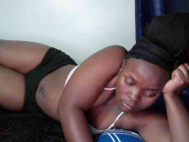 Queen-venny webcam