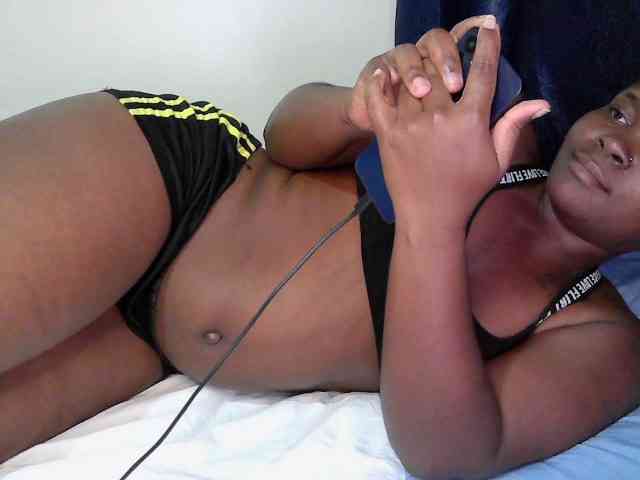 Queen-venny webcam