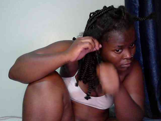 Queen-venny webcam