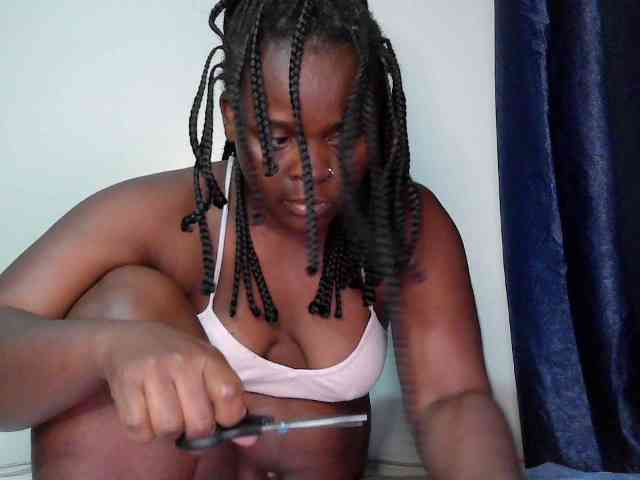 Queen-venny webcam
