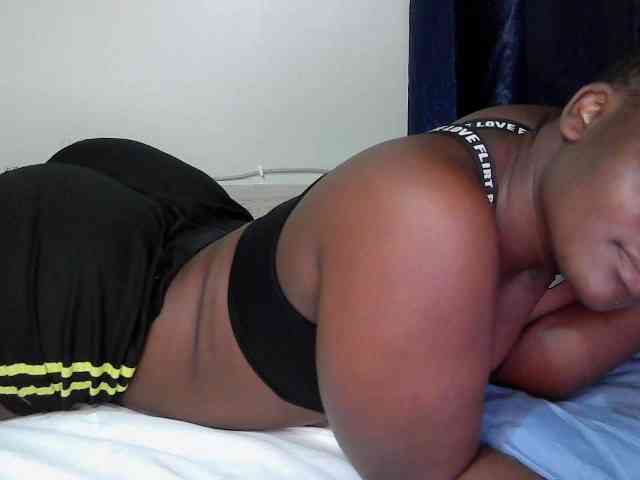 Queen-venny webcam