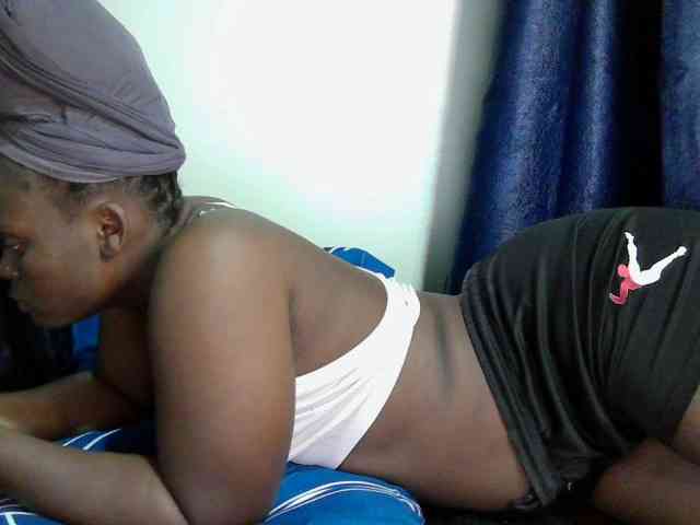 Queen-venny webcam