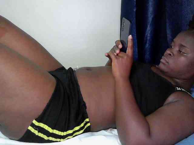 spy web cam Queen-venny