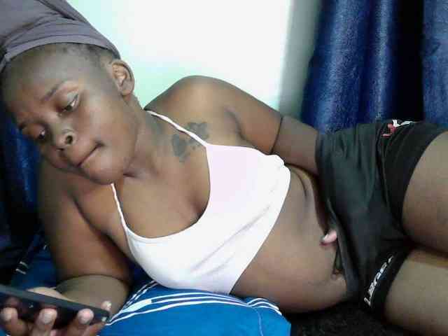 Queen-venny webcam