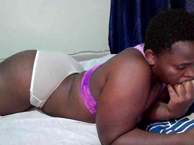 Queen-venny Live Webcam on BongaCams