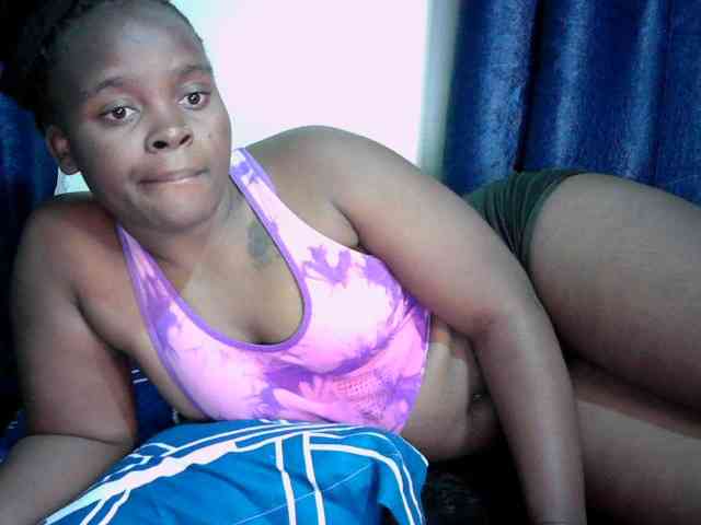 Queen-venny webcam