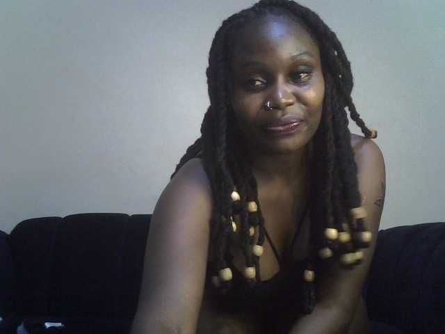 Profile and Statistics for MYSTICDESIRE on BongaCams