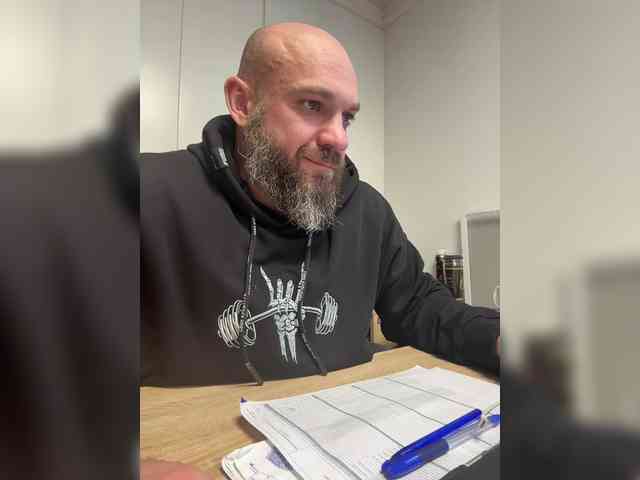 Alex-198810a Alex-198810a