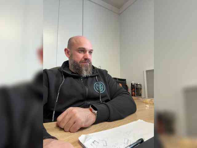 Alex-198810a Alex-198810a