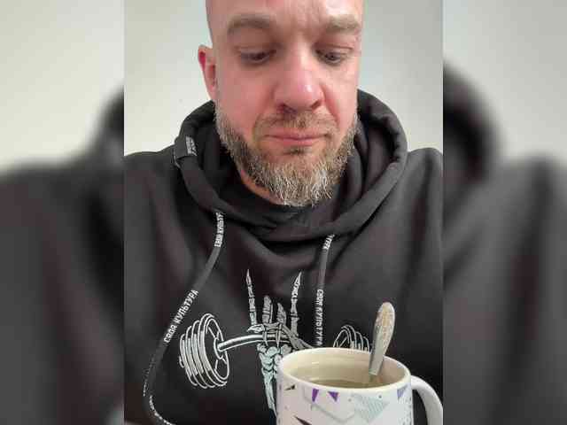 Alex-198810a Alex-198810a