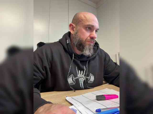 Alex-198810a Alex-198810a