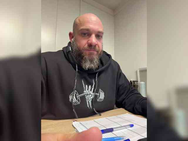 Alex-198810a Alex-198810a