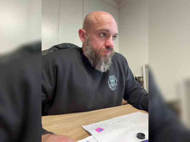 Alex-198810a Alex-198810a