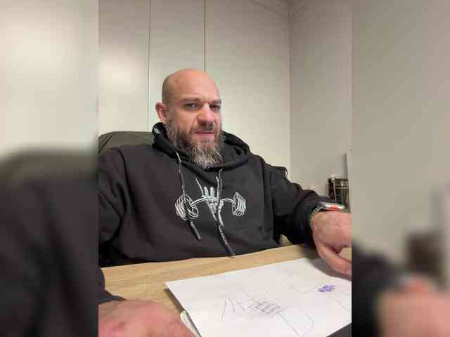 Alex-198810a Alex-198810a