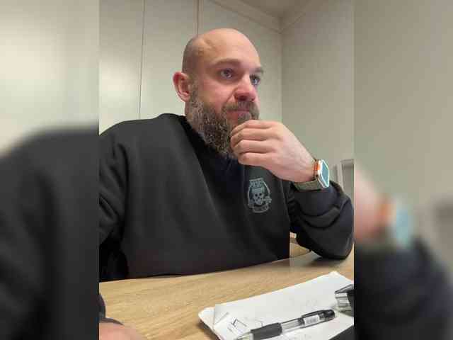 Alex-198810a Alex-198810a