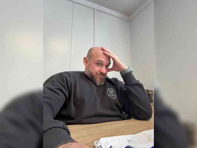 Alex-198810a Alex-198810a