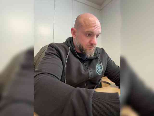 Alex-198810a Alex-198810a