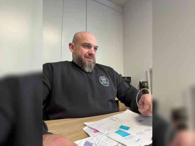 Alex-198810a Alex-198810a