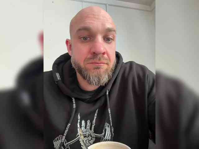 Alex-198810a Alex-198810a