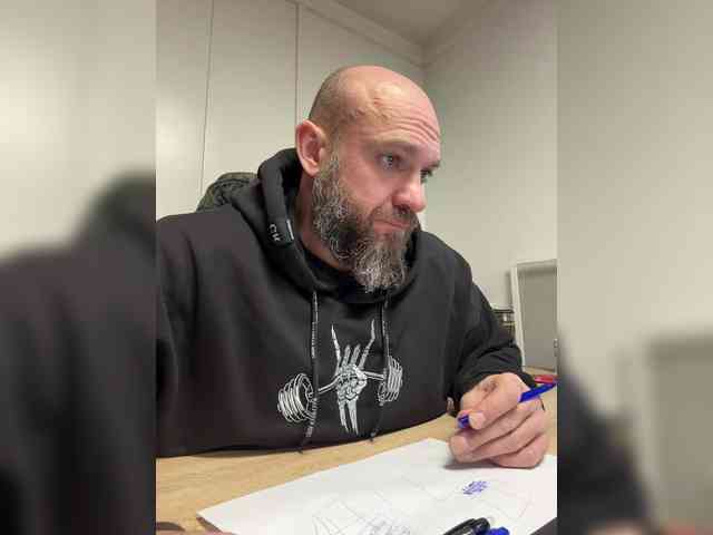 Alex-198810a Alex-198810a