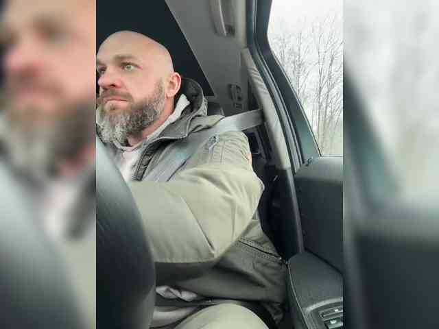 Alex-198810a Alex-198810a