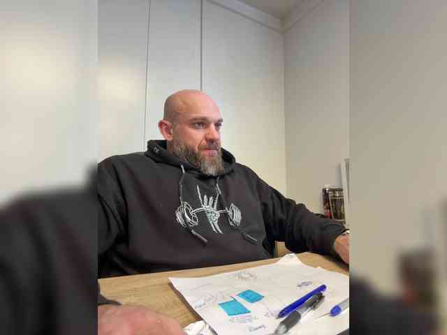 Alex-198810a Alex-198810a