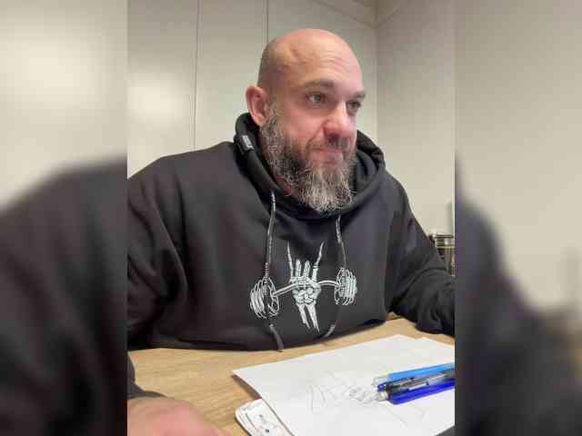 Alex-198810a Alex-198810a