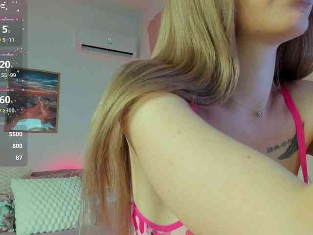 AryaNaughty webcam