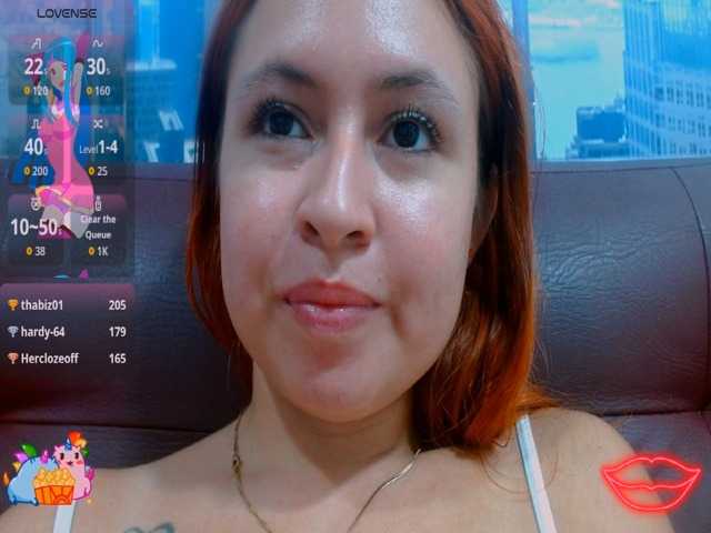 carolinasquirt18 webcam