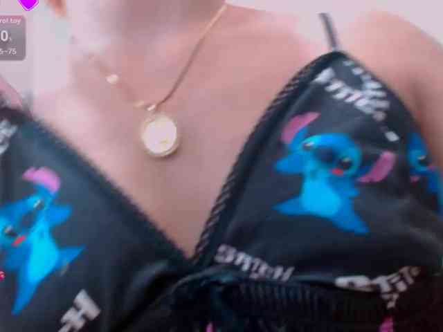 carolinasquirt18 webcam