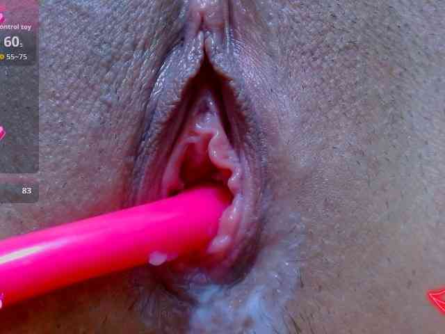 carolinasquirt18 webcam