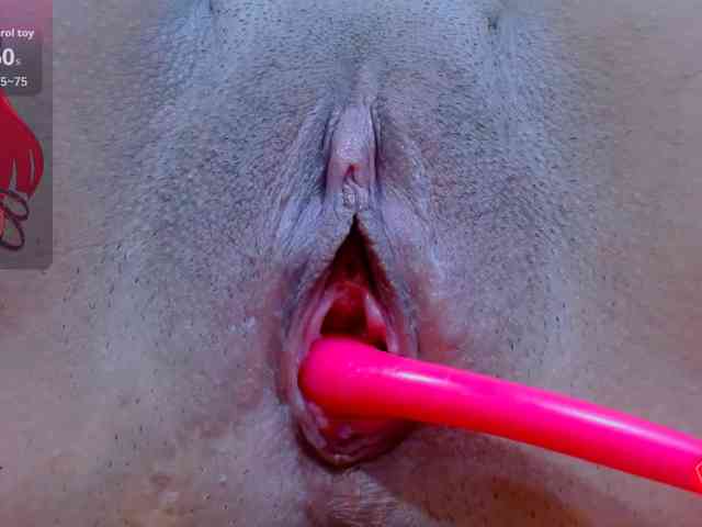 carolinasquirt18 webcam