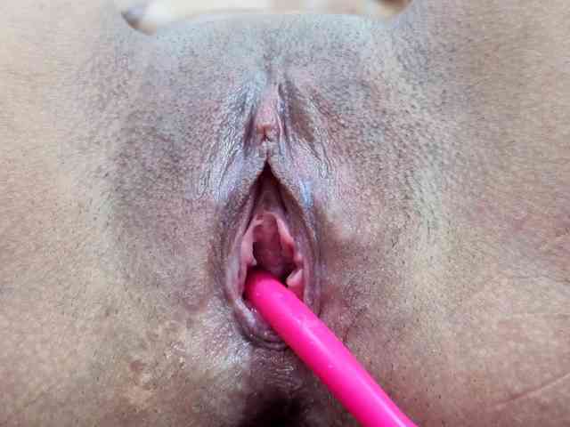 carolinasquirt18 webcam