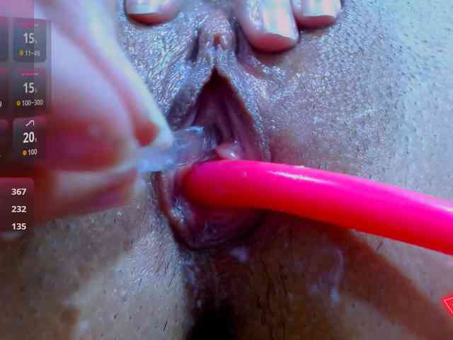 carolinasquirt18 webcam