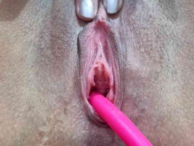 carolinasquirt18 webcam