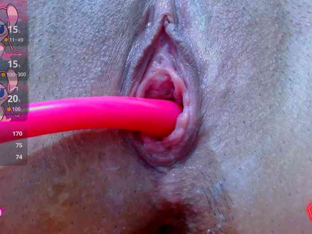 carolinasquirt18 webcam