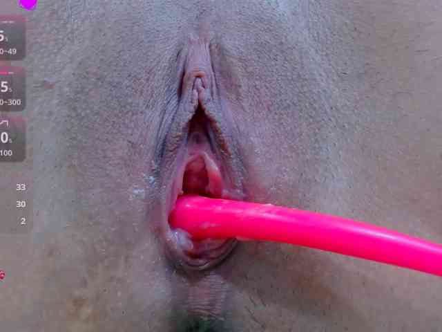 carolinasquirt18 webcam