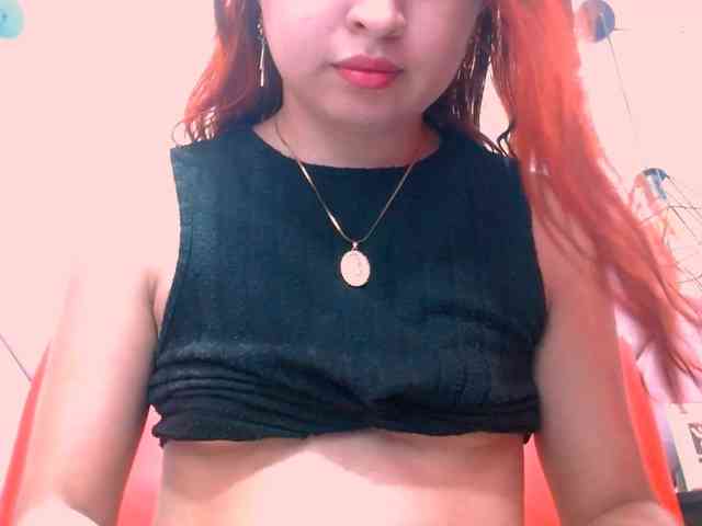 carolinasquirt18 webcam