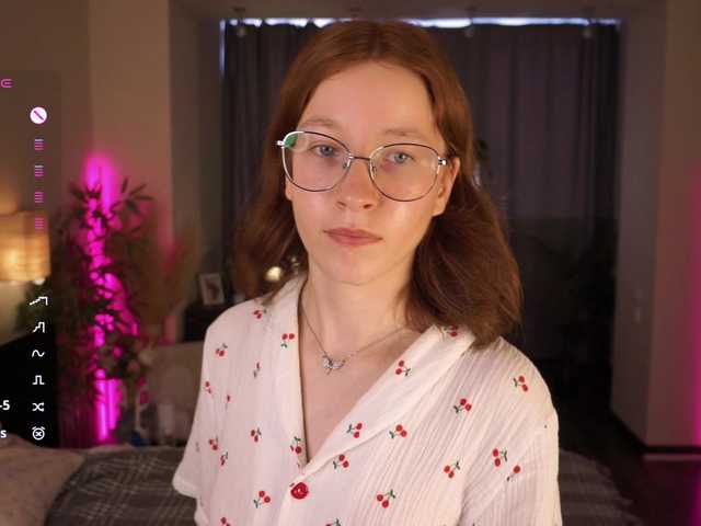  Christinamurth2006 chat room