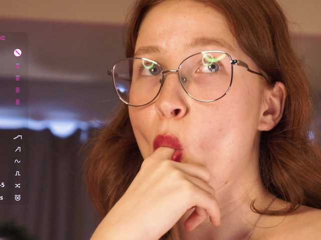  Christinamurth2006 chat room