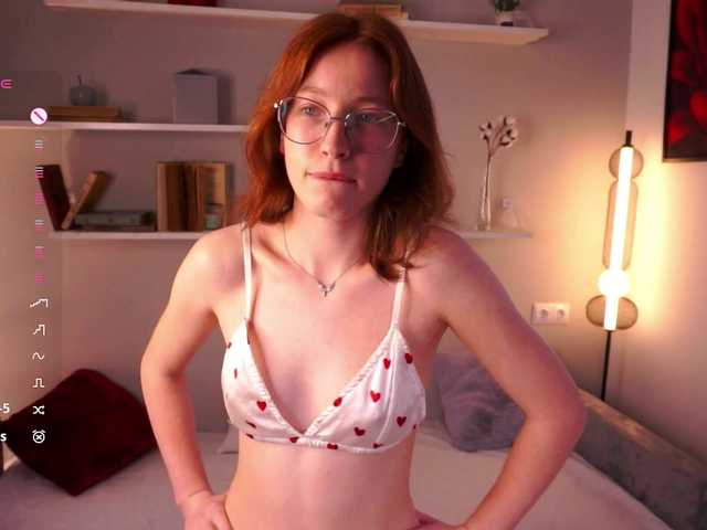  Christinamurth2006 chat room