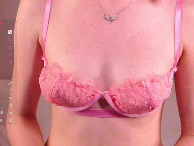Favorite_redhead webcam