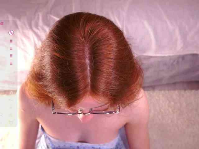 Favorite_redhead webcam