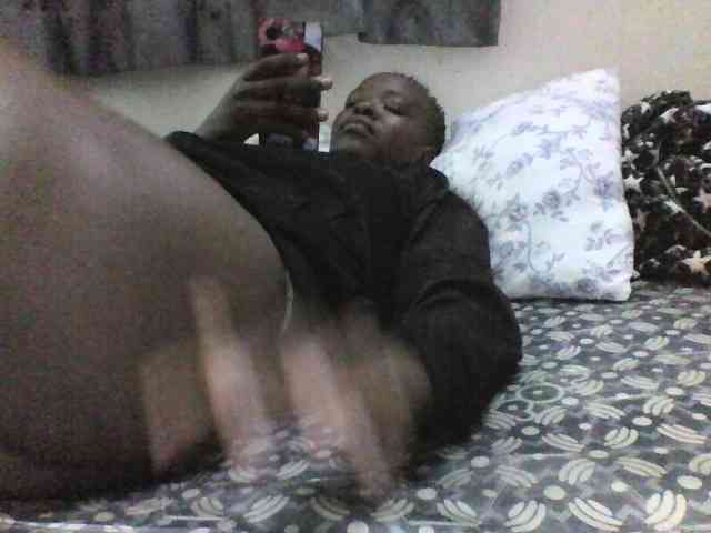 Sexytashah webcam