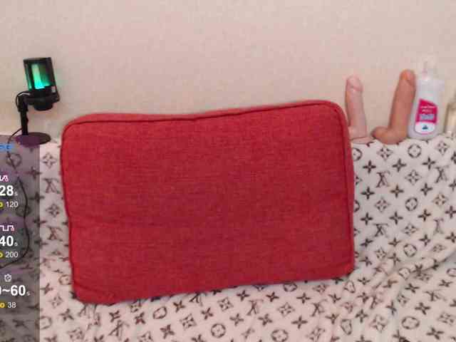 missEllaElla webcam